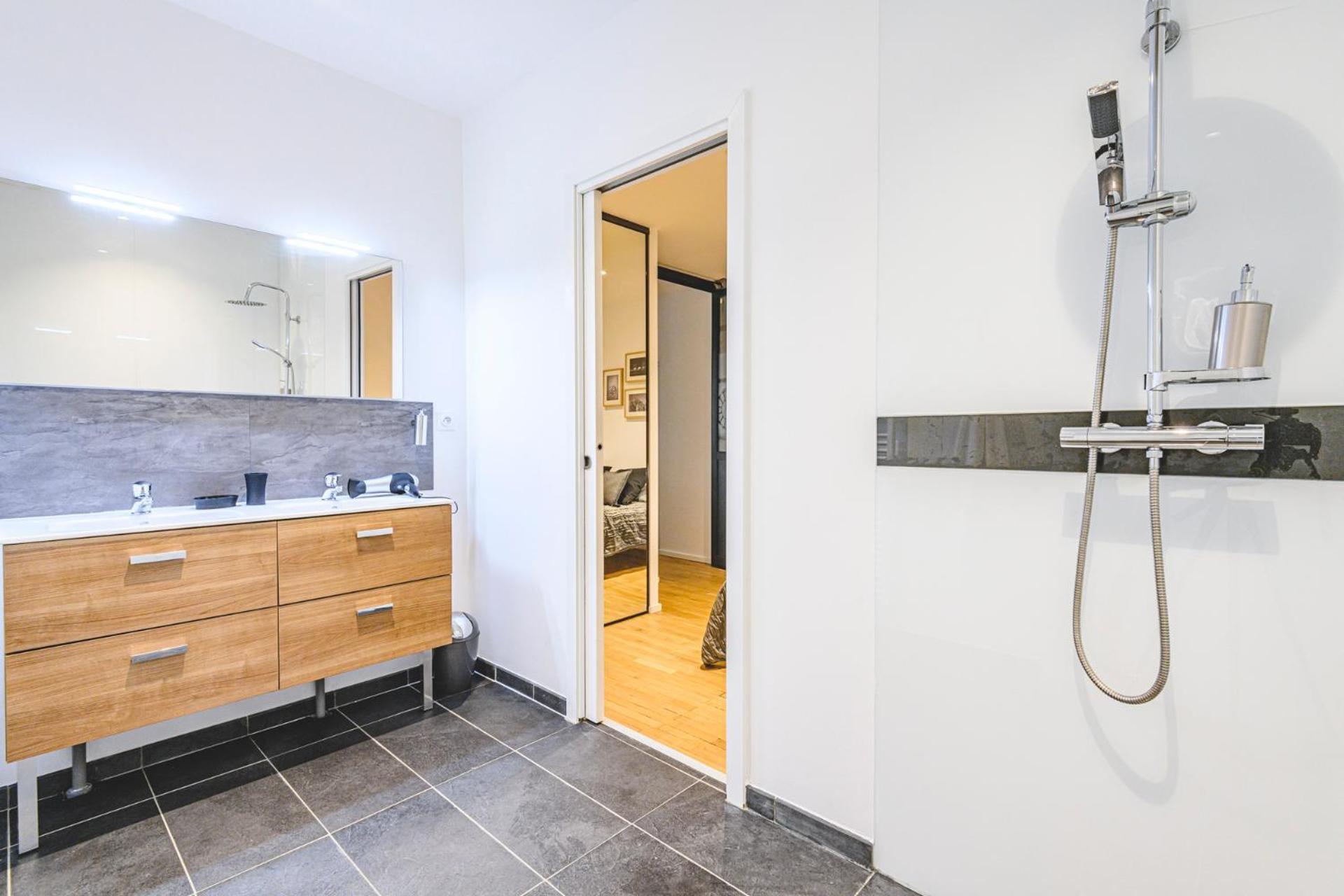 Апартаменти Ikizen Prestige - Loft Du Cadran - Parking Prive Реймс Екстер'єр фото